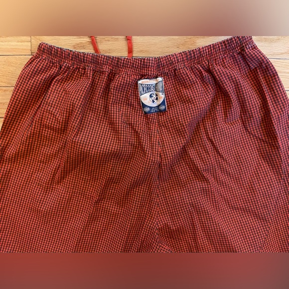 PCH Pacific Coast Highway World League Reversible Pull On Red Green Shorts L - Picture 3 of 8